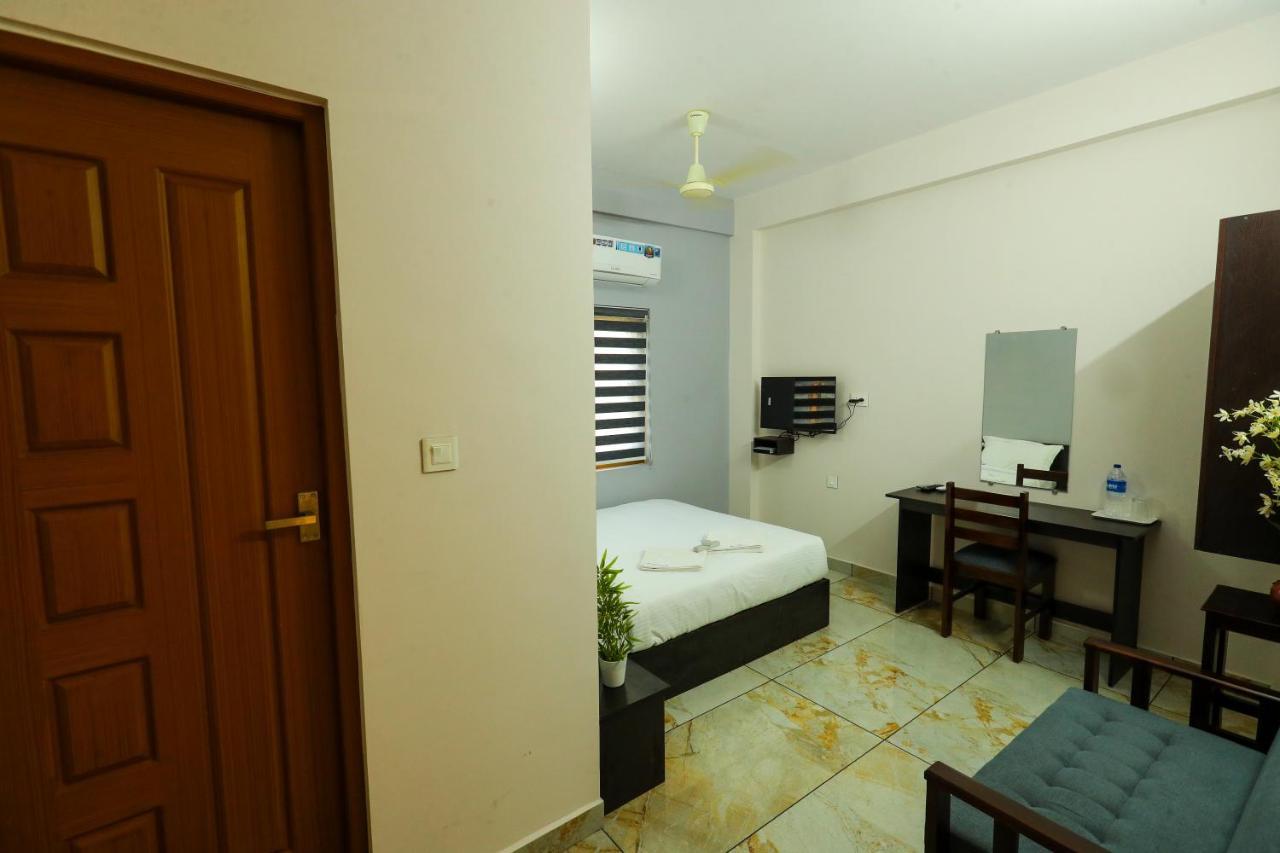 Aldora Airport Residency Ξενοδοχείο Nedumbassery Εξωτερικό φωτογραφία